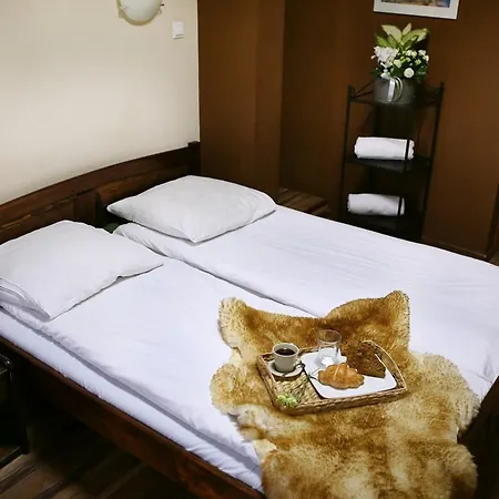 Hostel Royal
