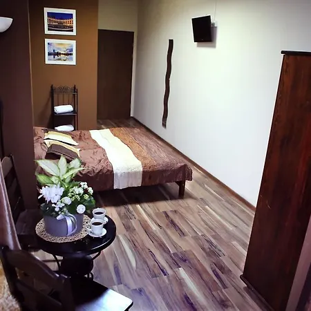 Hostel Royal *